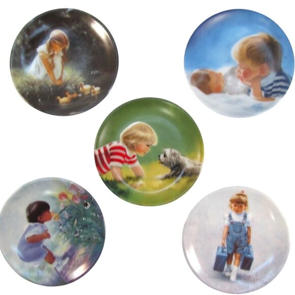 Vintage Pemberton & Oakes Miniature Decorative Plates by Donald Zolan Set of 5 - Picture 7 of 12